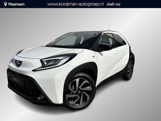 Wit Gebruikt 2024 Toyota Aygo X Pulse SUV | € 19.400 - Afbeelding 1/4