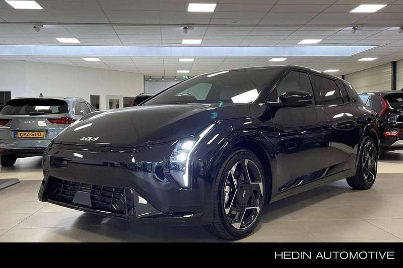 Nieuw 2025 Kia EV4 4 Hatchback | € 41.490 (Super prijs) - Afbeelding 1/4