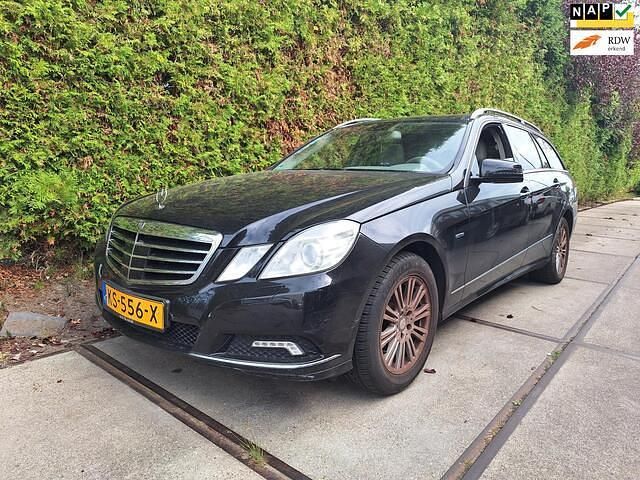 Zwart Gebruikt 2010 Mercedes 200 Avantgarde Stationwagen | € 3.200 (Eerlijke prijs) - Afbeelding 1/4