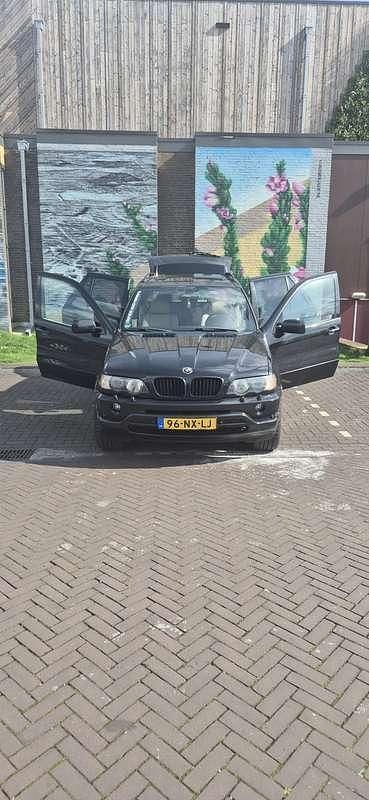 Zwart Gebruikt 2004 BMW X5 Executive SUV | € 5.500 (Eerlijke prijs) - Afbeelding 1/4