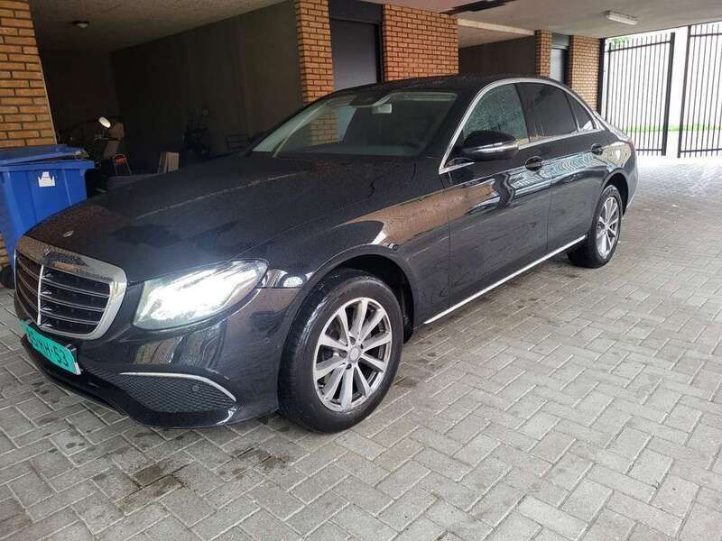 Gebruikt 2016 Mercedes E220 Avantgarde Sedan | € 14.999 - Afbeelding 1/4