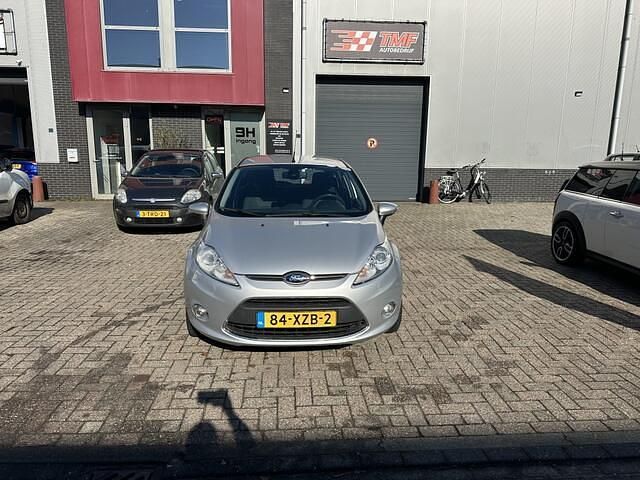 Occasion Ford Fiesta Titanium 95 PK (69 kW) 2012 Grijs Hatchback