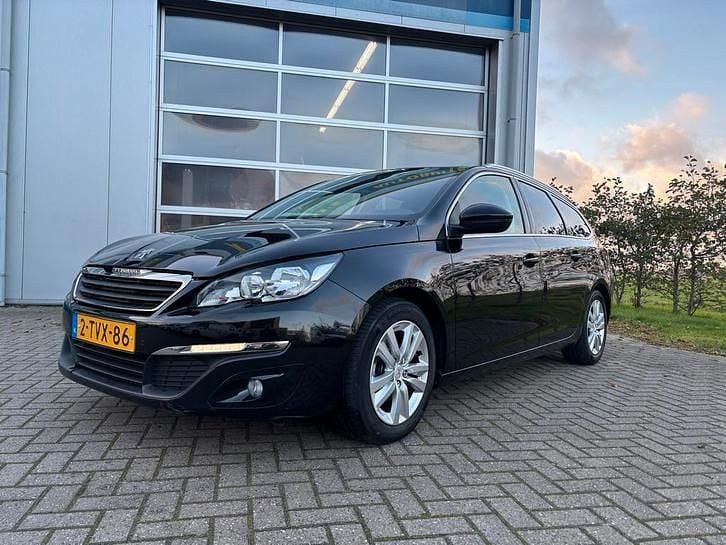 Gebruikt 2014 Peugeot 308 Stationwagen | € 6.950 (Eerlijke prijs) - Afbeelding 1/4
