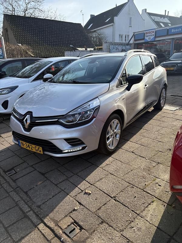 Occasion Renault Clio V Intens 2021 Grijs Stationwagen