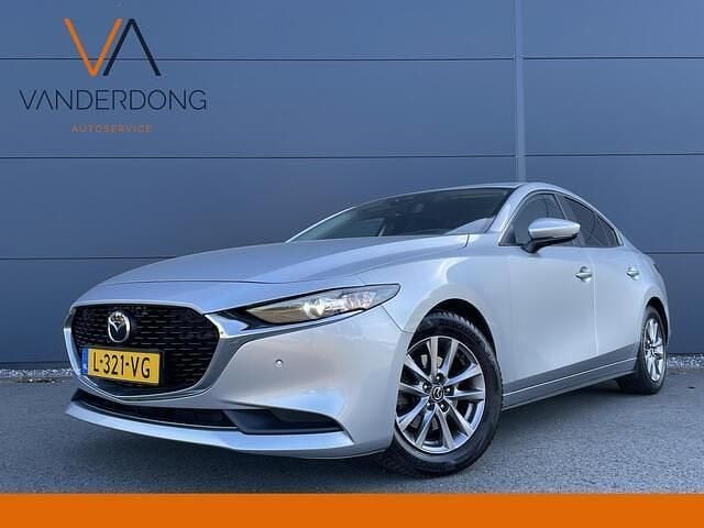 Grijs Gebruikt 2021 Mazda 3 Comfort Sedan | € 19.445 (Goede deal) - Afbeelding 1/3