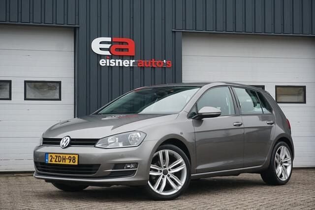 Occasion VW Golf VII Comfortline 105 PK (77 kW) 2014 Grijs Hatchback