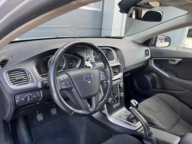 Occasion Volvo V40 123 PK (90 kW) 2016 Grijs Hatchback