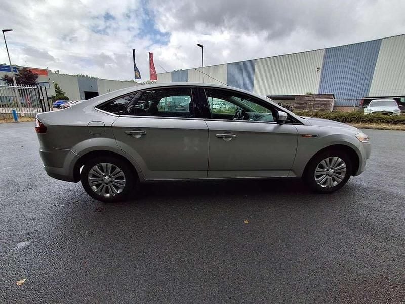 Occasion Ford Mondeo Ghia 146 PK (107 kW) 2008 Grijs Hatchback
