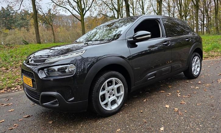 Occasion 2018 Citroën C4 Cactus PureTech Hatchback | € 7.950 (Eerlijke prijs) - Afbeelding 1/4