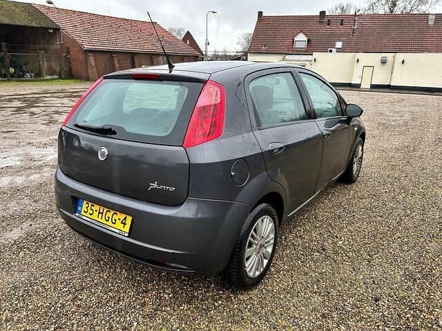 Occasion Fiat Grande Punto Lusso 78 PK (57 kW) 2008 Grijs Hatchback