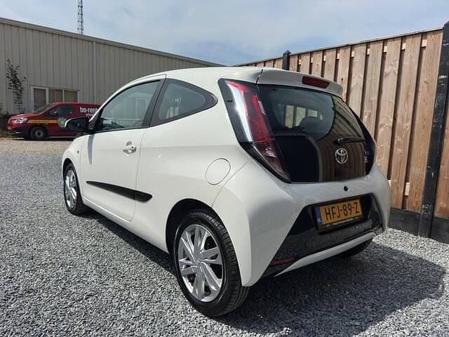 Occasion Toyota Aygo X-wave 69 PK (50 kW) 2015 Wit Hatchback