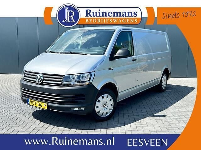 Zilver Gebruikt 2019 VW T6.1 Highline Van | € 15.950 - Afbeelding 1/4