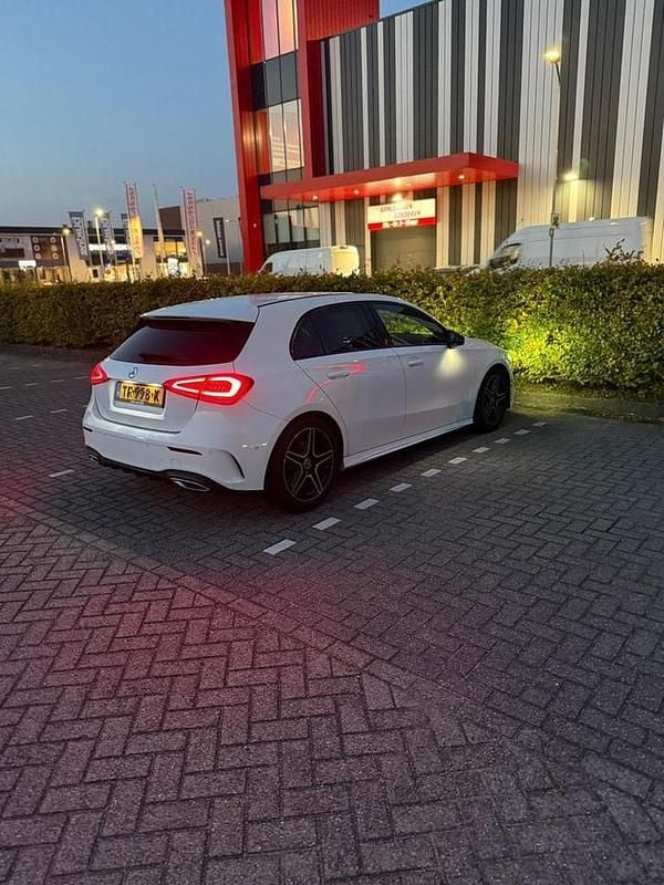 Gebruikt 2018 Mercedes A200 AMG | € 21.500 (Super prijs) - Afbeelding 1/4