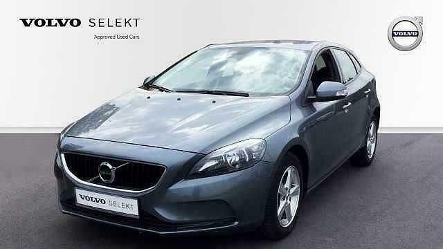 Grijs Gebruikt 2016 Volvo V40 Kinetic Stationwagen | € 16.000 (Eerlijke prijs) - Afbeelding 1/4