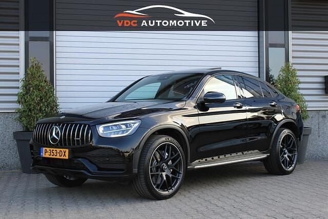 Zwart Gebruikt 2022 Mercedes GLC300 AMG Coupé | € 51.950 (Super prijs) - Afbeelding 1/4