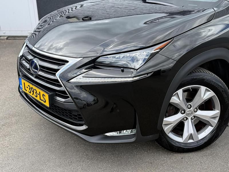 Occasion Lexus NX300h President Line 197 PK (144 kW) 2015 Zwart SUV
