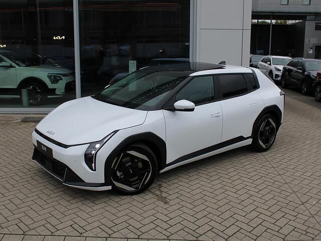 Nieuw Kia EV4 Advance 150 kW (204 PK) 2026 Deluxe white Hatchback