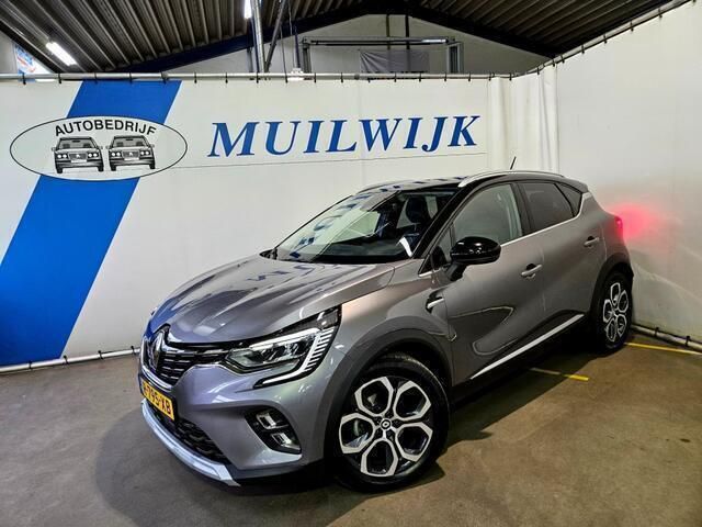 Grijs, metallic lak Gebruikt 2021 Renault Captur Intens SUV | € 21.750 (Eerlijke prijs) - Afbeelding 1/4