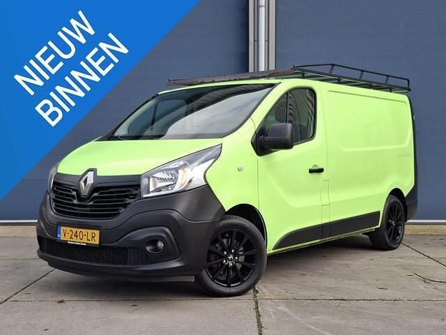 Groen Occasion 2018 Renault Trafic Komfort MPV | € 7.900 (Super prijs) - Afbeelding 1/4