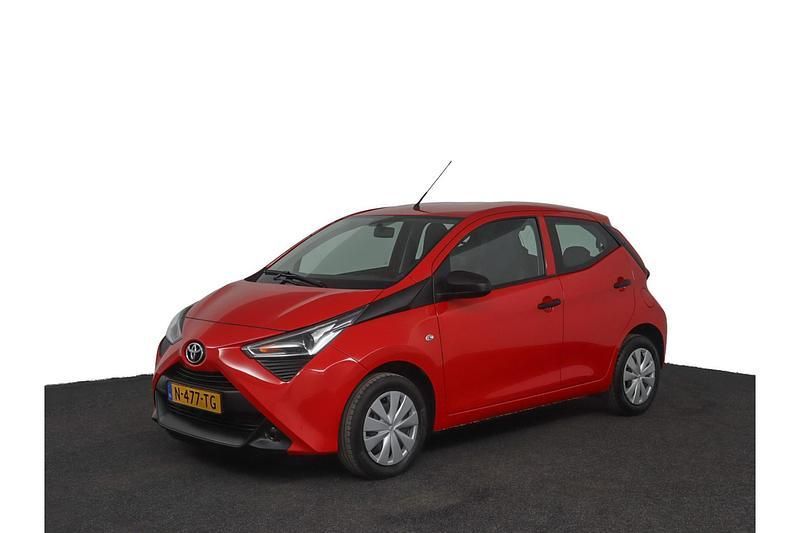 Gebruikt 2022 Toyota Aygo Hatchback | € 12.450 (Super prijs) - Afbeelding 1/1