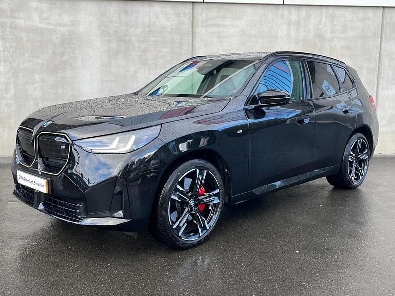 Saphirschwarz metallic (zwart metallic) Nieuw 2025 BMW X3 Comfort Edition SUV | € 122.880 - Afbeelding 1/4