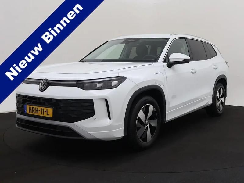 Wit Nieuw 2025 VW Tayron Edition SUV | € 46.950 (Super prijs) - Afbeelding 1/4