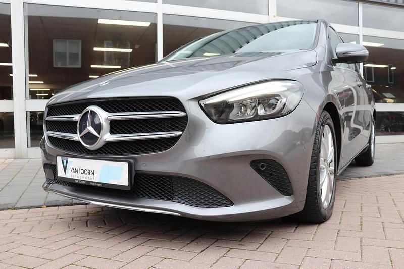 Occasion Mercedes B250 Premium Plus 225 PK (165 kW) 2019 Grijs MPV