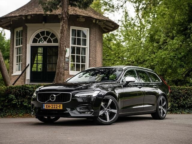 Zwart Gebruikt 2019 Volvo V90 R-Design Stationwagen | € 23.850 (Eerlijke prijs) - Afbeelding 1/4