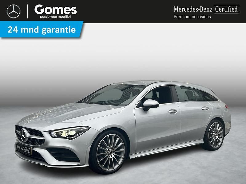 Zwart Occasion 2023 Mercedes CLA180 Shooting Brake AMG line Stationwagen | € 32.950 (Super prijs) - Afbeelding 1/4