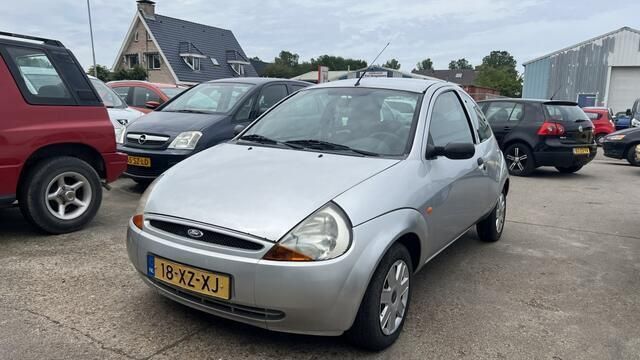 Grijs Gebruikt 2007 Ford Ka Cool & Sound Edition Hatchback | € 1.250 (Eerlijke prijs) - Afbeelding 1/4