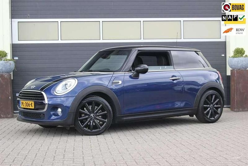 Blauw Gebruikt 2017 Mini John Cooper Works Business Hatchback | € 12.400 (Eerlijke prijs) - Afbeelding 1/4