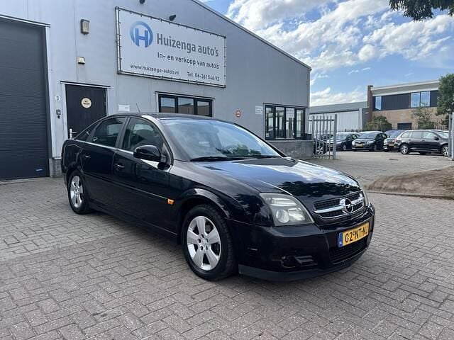 Zwart Gebruikt 2004 Opel Vectra Hatchback | € 1.299 (Eerlijke prijs) - Afbeelding 1/4