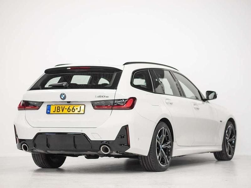 Occasion BMW 320e M Sport 204 PK (150 kW) 2022 Wit Stationwagen