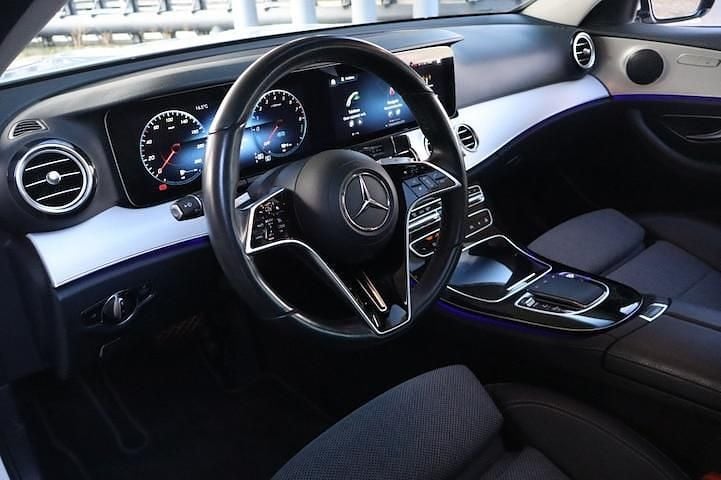 Occasion Mercedes E300 AMG 2020 Wit (metallic) Stationwagen