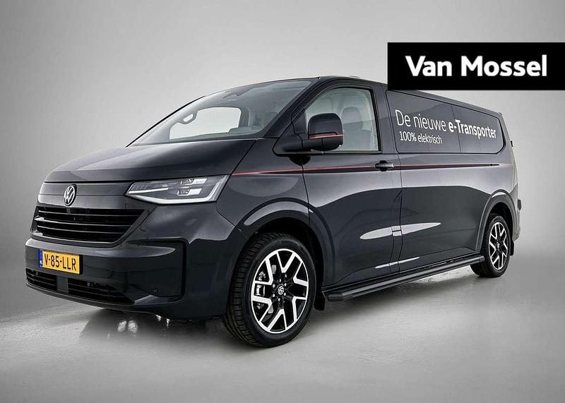 Zwart Gebruikt 2025 VW T6.1 Style Van | € 66.900 - Afbeelding 1/4