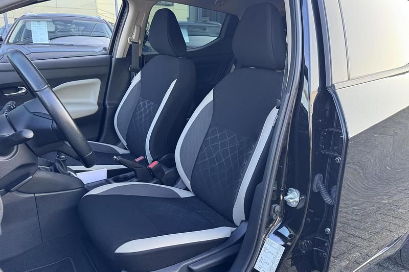 Occasion Nissan Micra N-Connecta 90 PK (66 kW) 2019 Zwart Hatchback