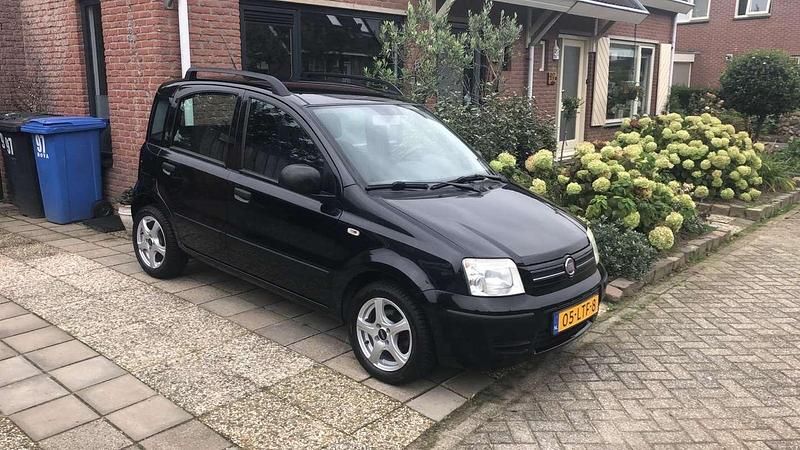 Zwart Gebruikt 2010 Fiat Panda Active Hatchback | € 3.500 (Eerlijke prijs) - Afbeelding 1/4