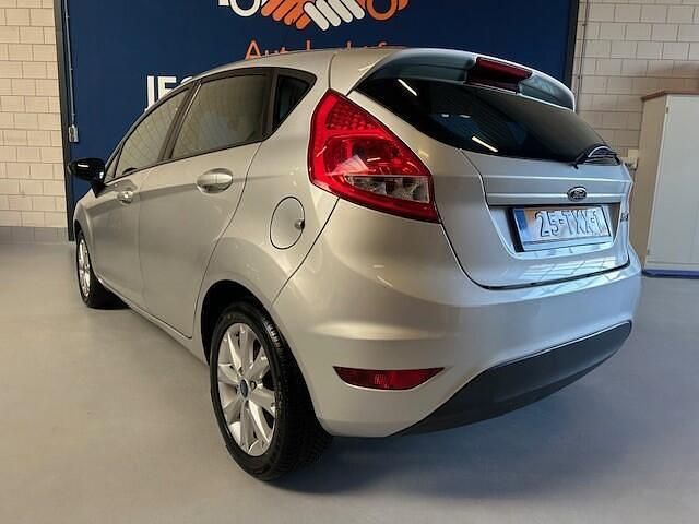 Occasion Ford Fiesta 60 PK (44 kW) 2012 Grijs Hatchback