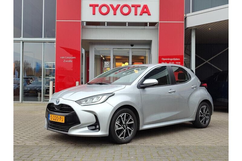 Gebruikt 2023 Toyota Yaris Hybrid | € 21.989 (Super prijs) - Afbeelding 1/1