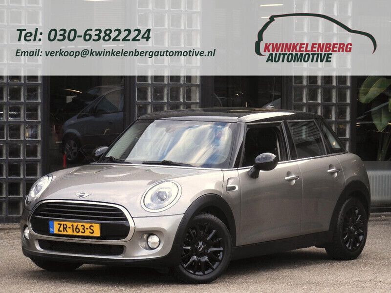 Grijs Gebruikt 2018 Mini Cooper Hatchback | € 16.950 (Goede deal) - Afbeelding 1/4