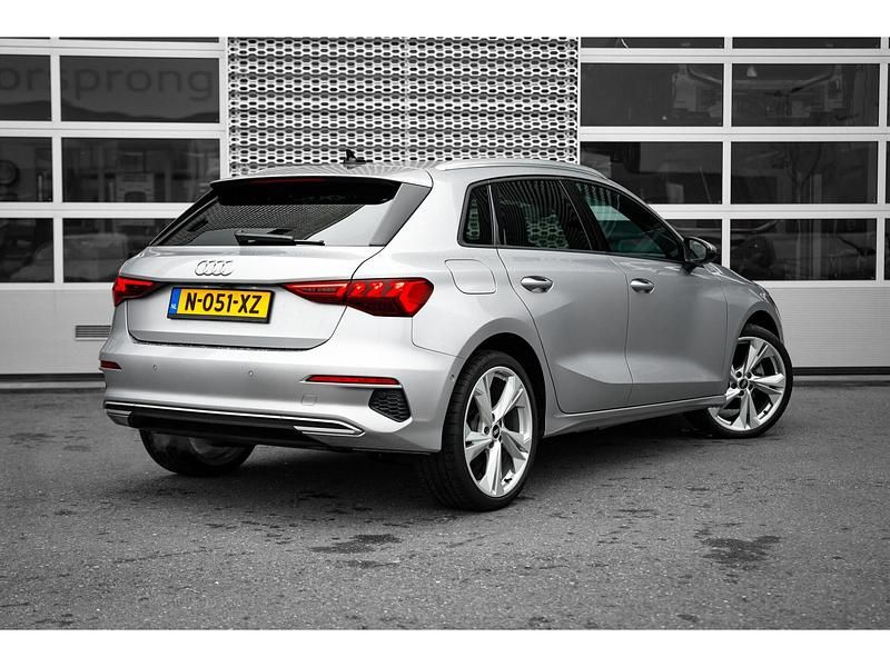 Occasion Audi A3 Sportback Business 150 PK (110 kW) 2021 Grijs Hatchback