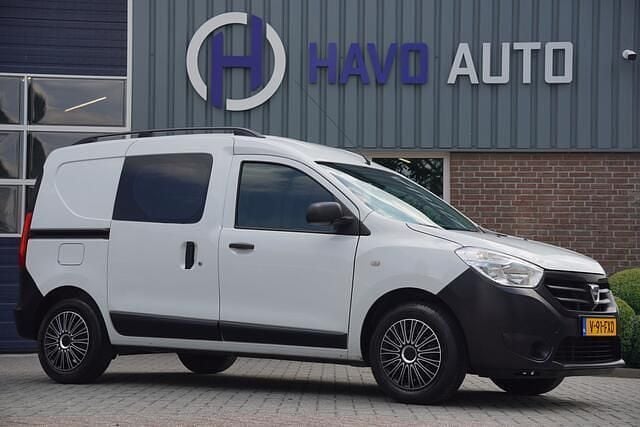 Wit Gebruikt 2016 Dacia Dokker Van | € 9.750 (Eerlijke prijs) - Afbeelding 1/4