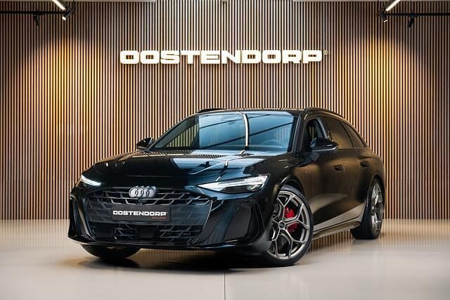 Groen Nieuw 2025 Audi A6 S-Line Stationwagen | € 85.900 - Afbeelding 1/4