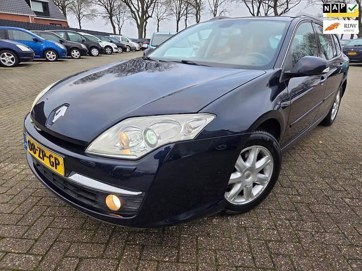 Blauw (metallic) Gebruikt 2008 Renault Laguna III Dynamique Stationwagen | € 1.350 (Goede deal) - Afbeelding 1/4