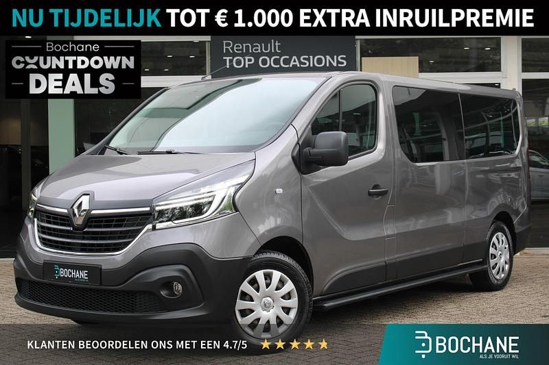 Grijs Gebruikt 2021 Renault Trafic Zen Van | € 33.745 - Afbeelding 1/4