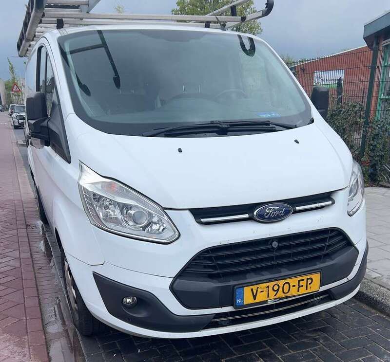 Wit Gebruikt 2017 Ford Transit Custom Van | € 9.800 (Eerlijke prijs) - Afbeelding 1/4