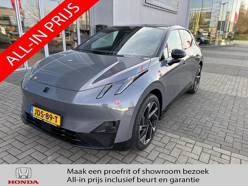 Occasion Lynk & Co 02 200 kW (272 PK) 2025 Grijs Hatchback