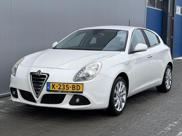 Occasion Alfa Romeo Giulietta 120 PK (88 kW) 2011 Wit Hatchback