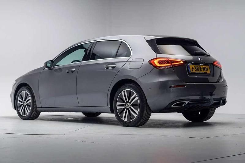 Occasion Mercedes A250 Business 160 PK (117 kW) 2020 Grijs Hatchback