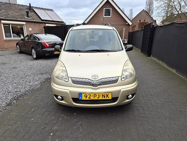Occasion Toyota Yaris Sol 105 PK (77 kW) 2004 Stationwagen